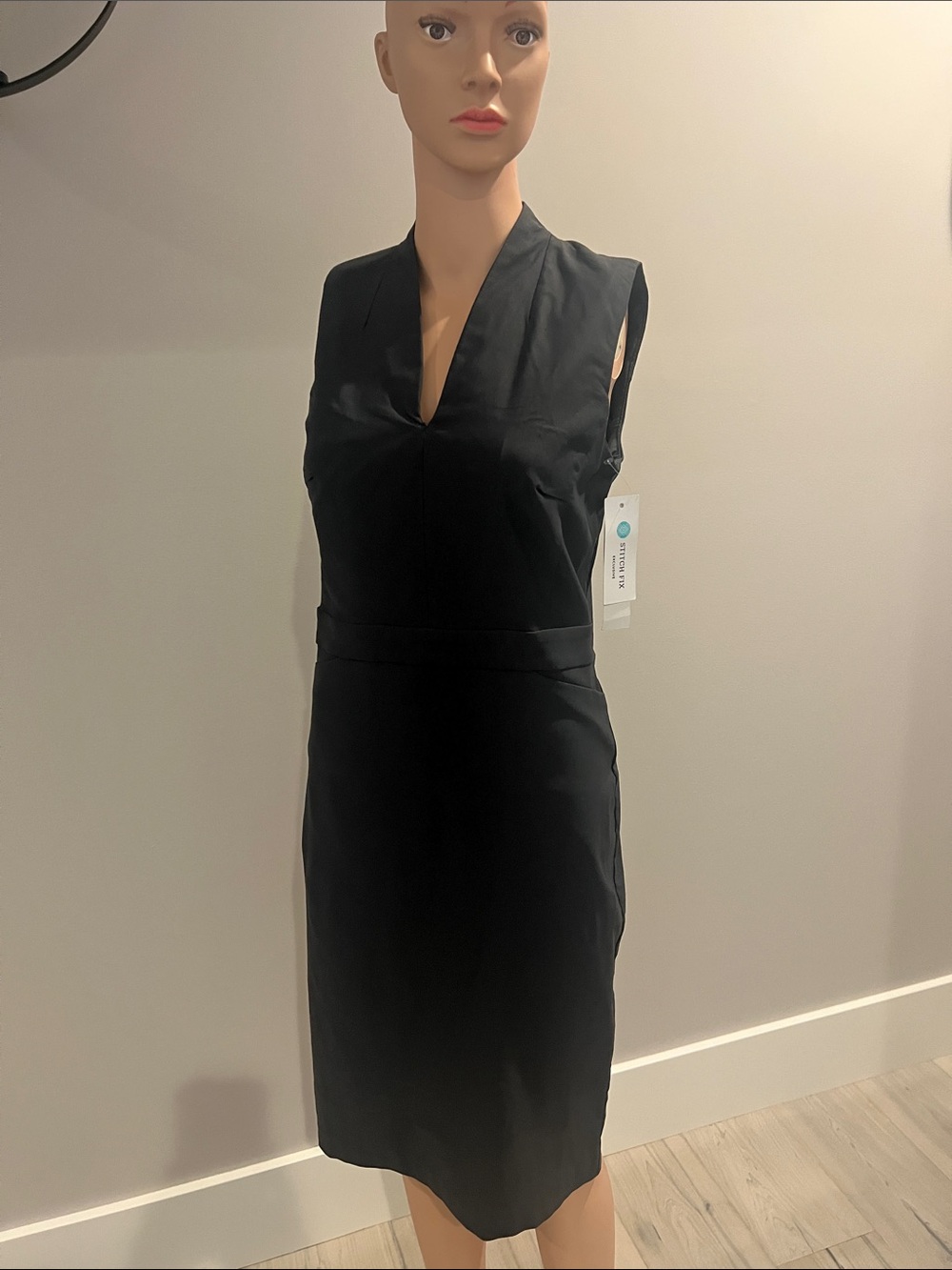Classic Dark Charcoal  V-Neck Sleeveless Sheath Dress